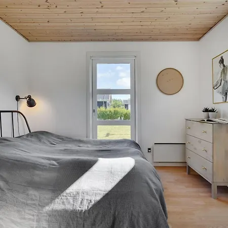 Hébergement de vacances Veiko - 1-2km From The Sea By Interhome *