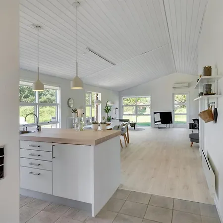 Veiko - 1-2km From The Sea By Interhome Hébergement de vacances *
