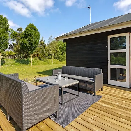 Veiko - 1-2km From The Sea By Interhome
